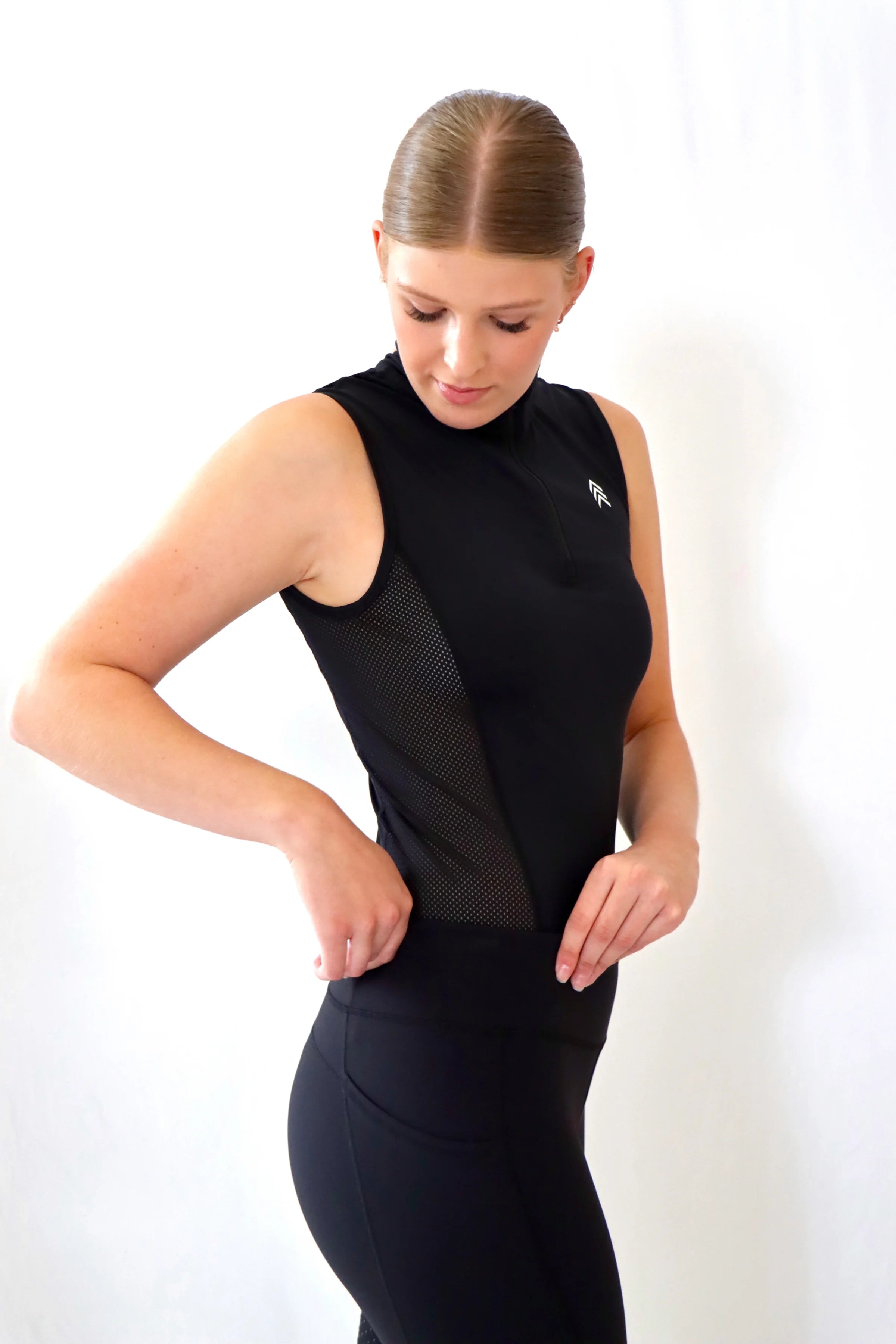 Nomad Sleeveless Summer Base Layer - Black